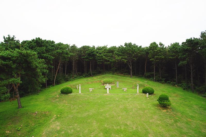 이규보묘 사진6