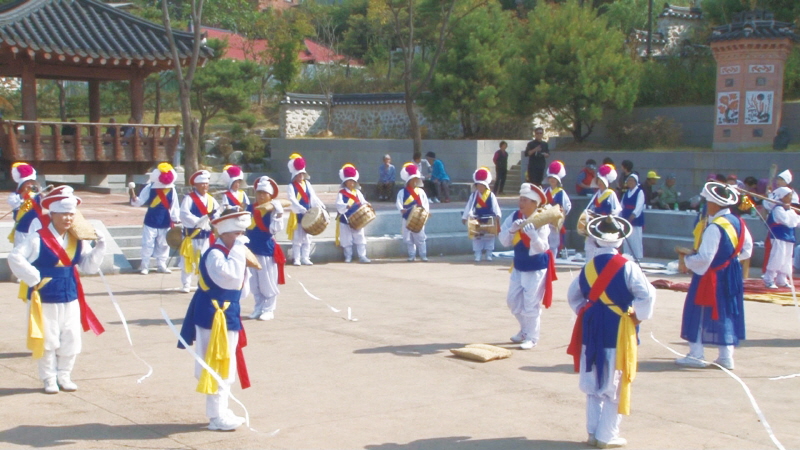 갑비고차 농악 사진4