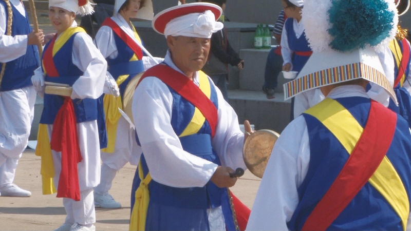 갑비고차 농악 사진1