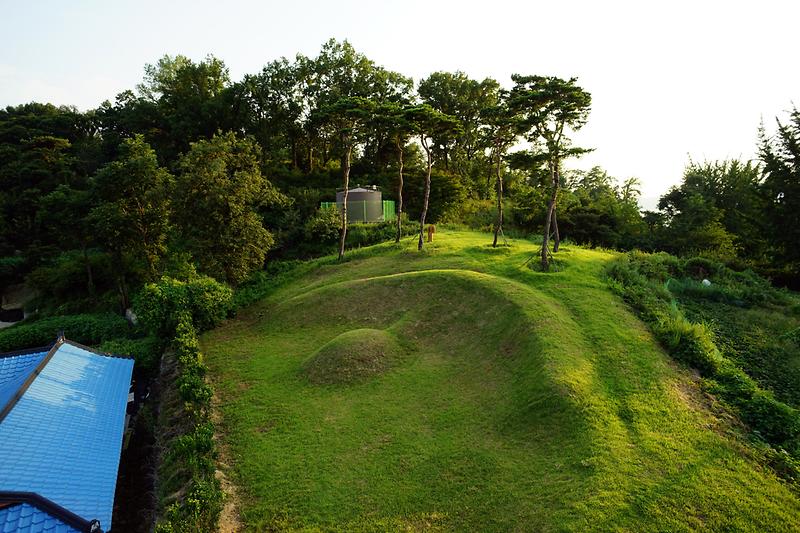 이건창묘 사진2