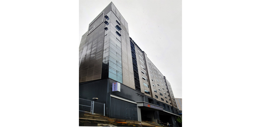 장학관 전경 사진