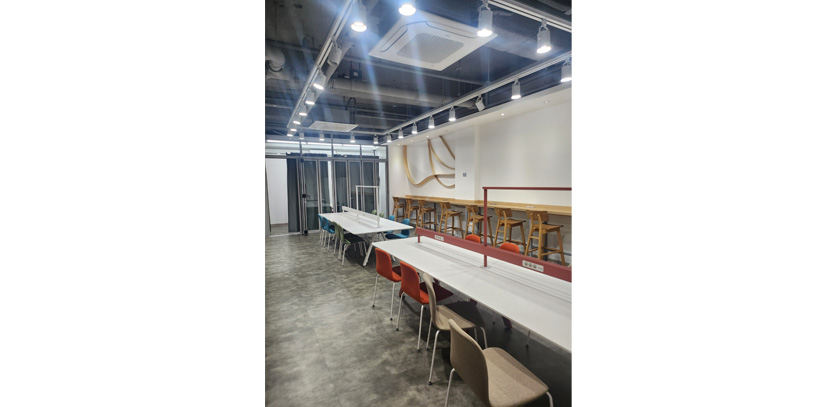 지하1층 북카페