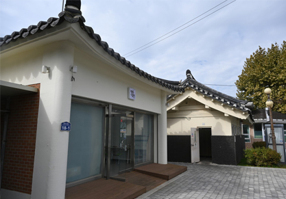 DMZ 평화의 길 강화쉼터 사진